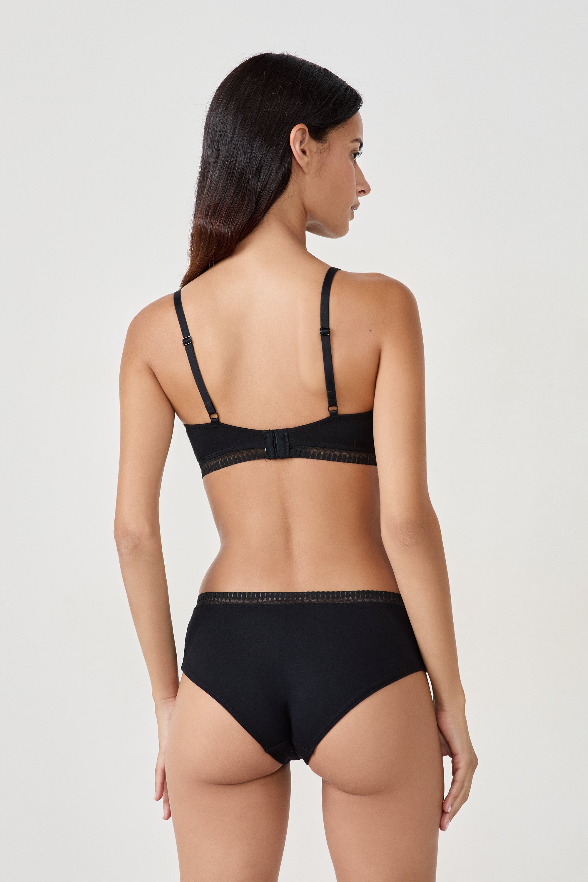 Wireless Bra With Lightly Lined Cups In Organic Cotton