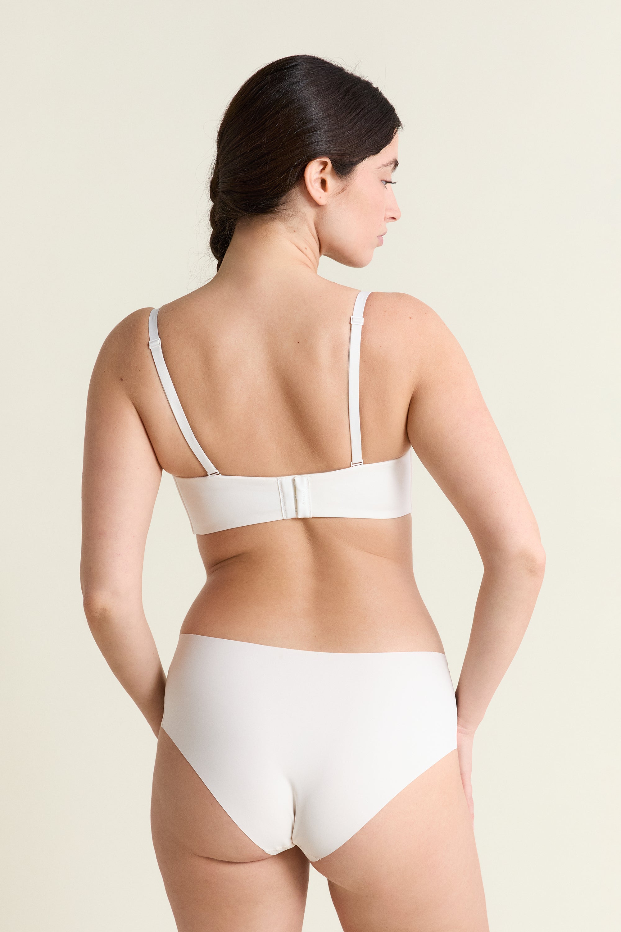 Strapless Lightly Lined Bra With Removable Straps