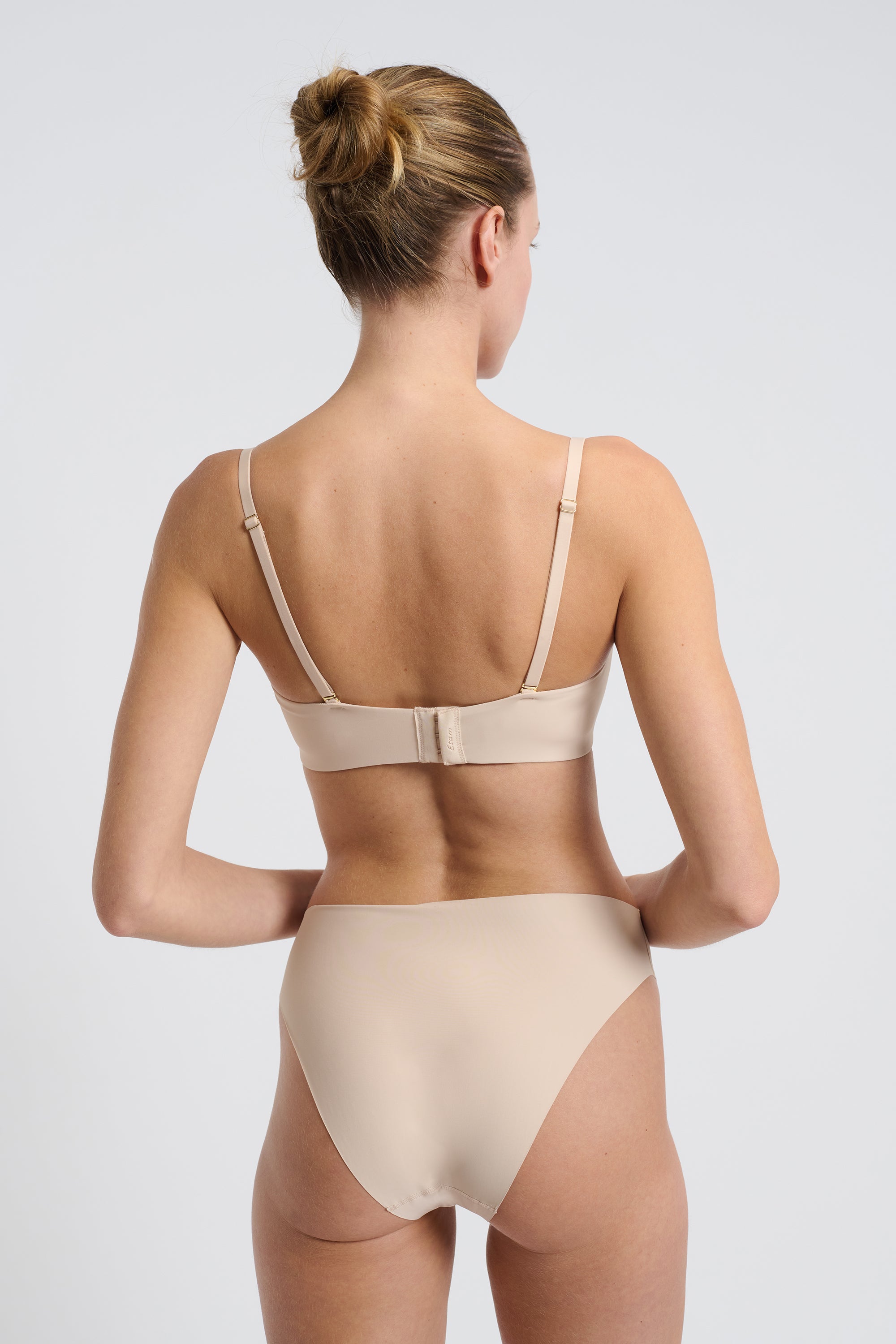 Soft Underwire Bandeau Bra With Removable Straps