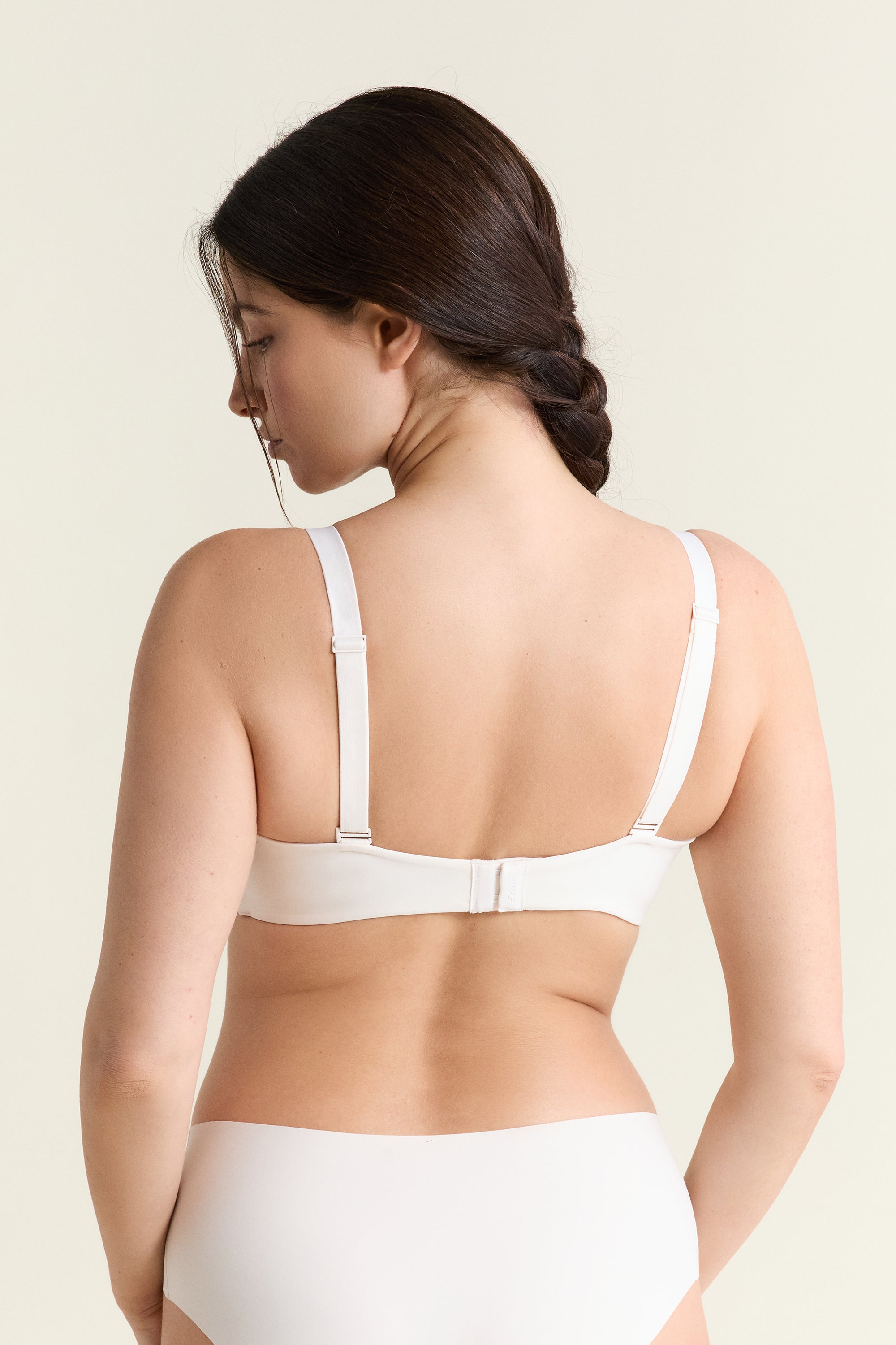 Microfiber Lightly Lined Wireless Bra