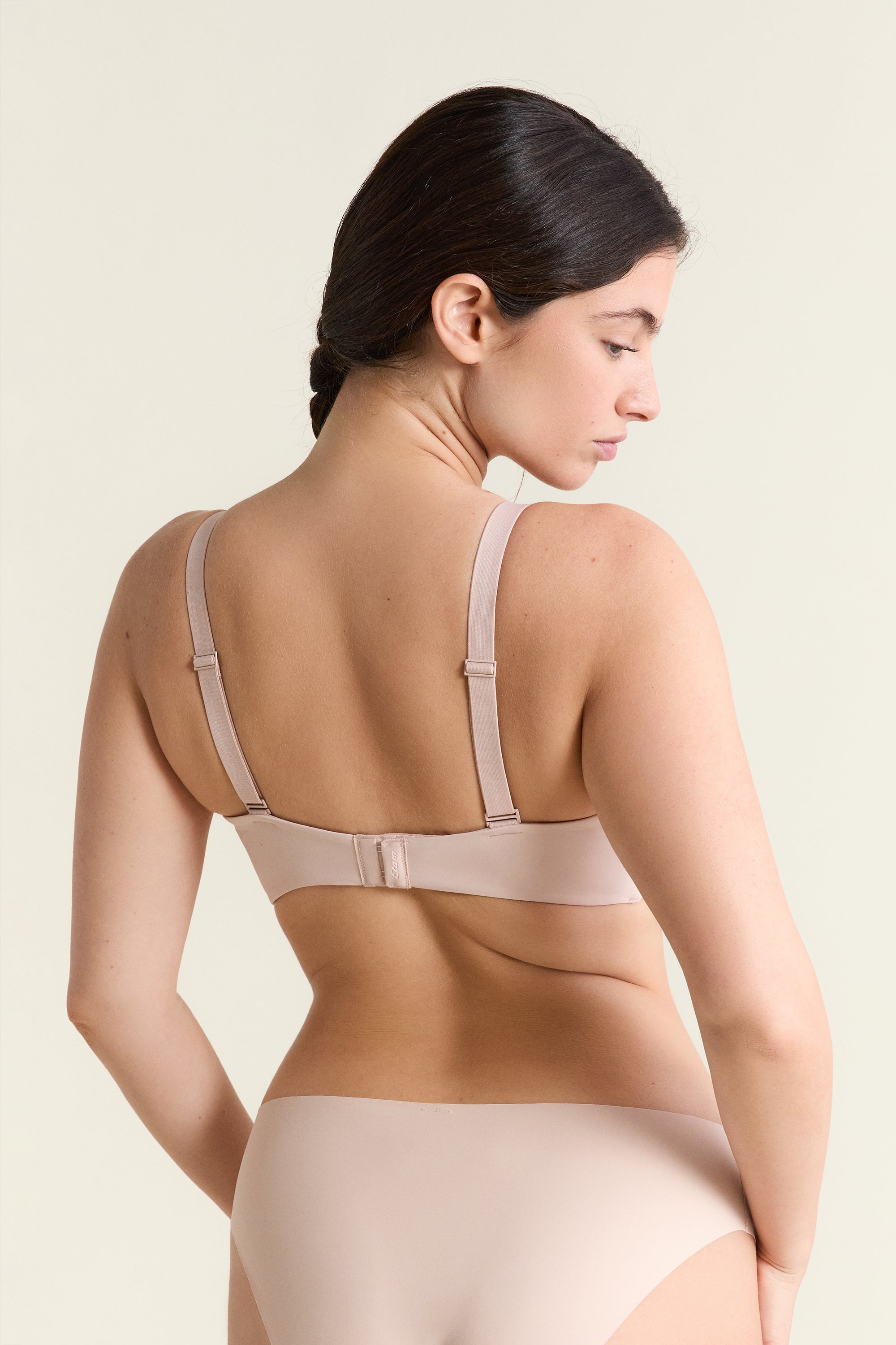 Wireless Lightly Lined Bra In Microfiber