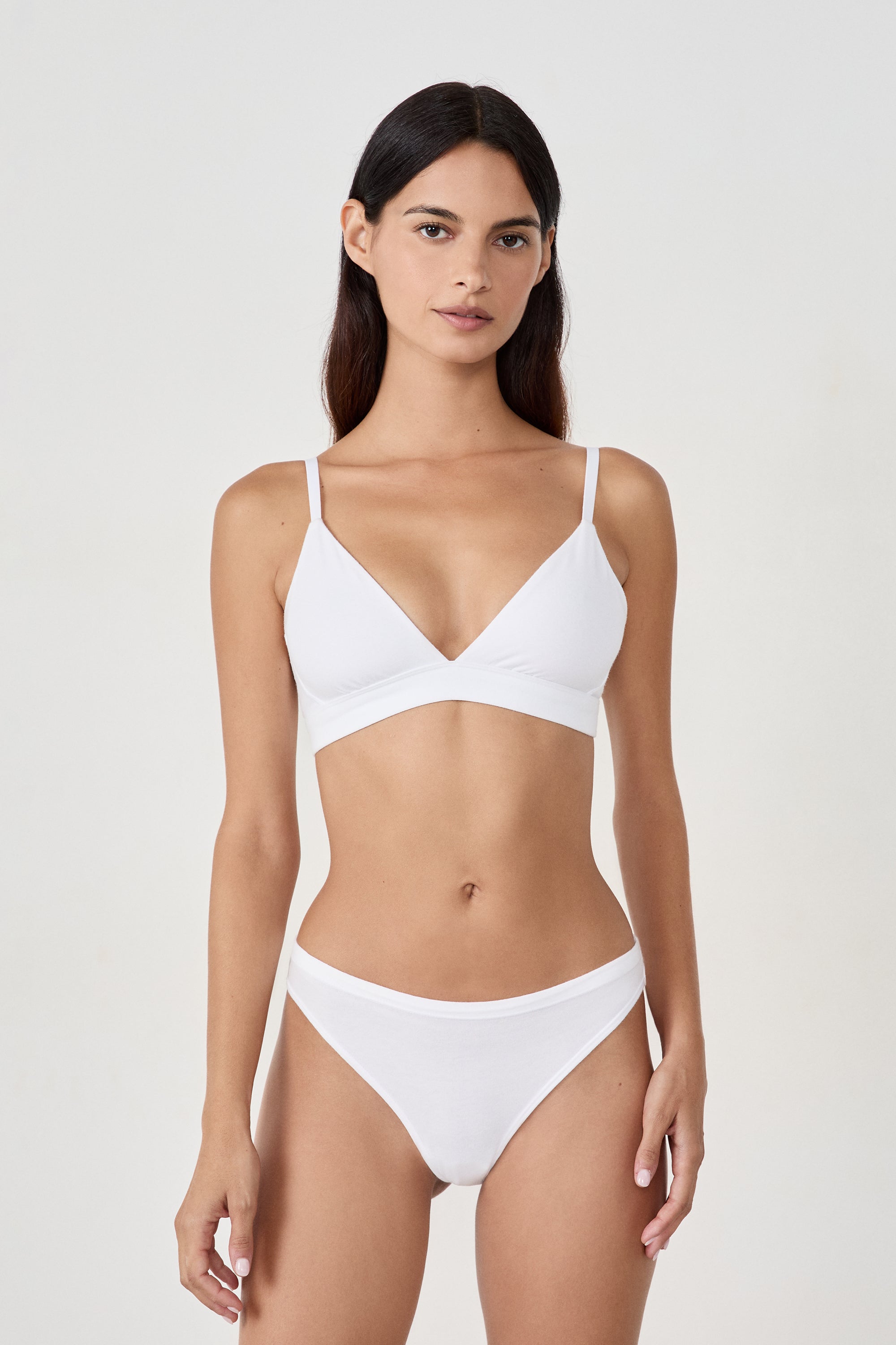 Bra N.8 - The Wireless Triangle