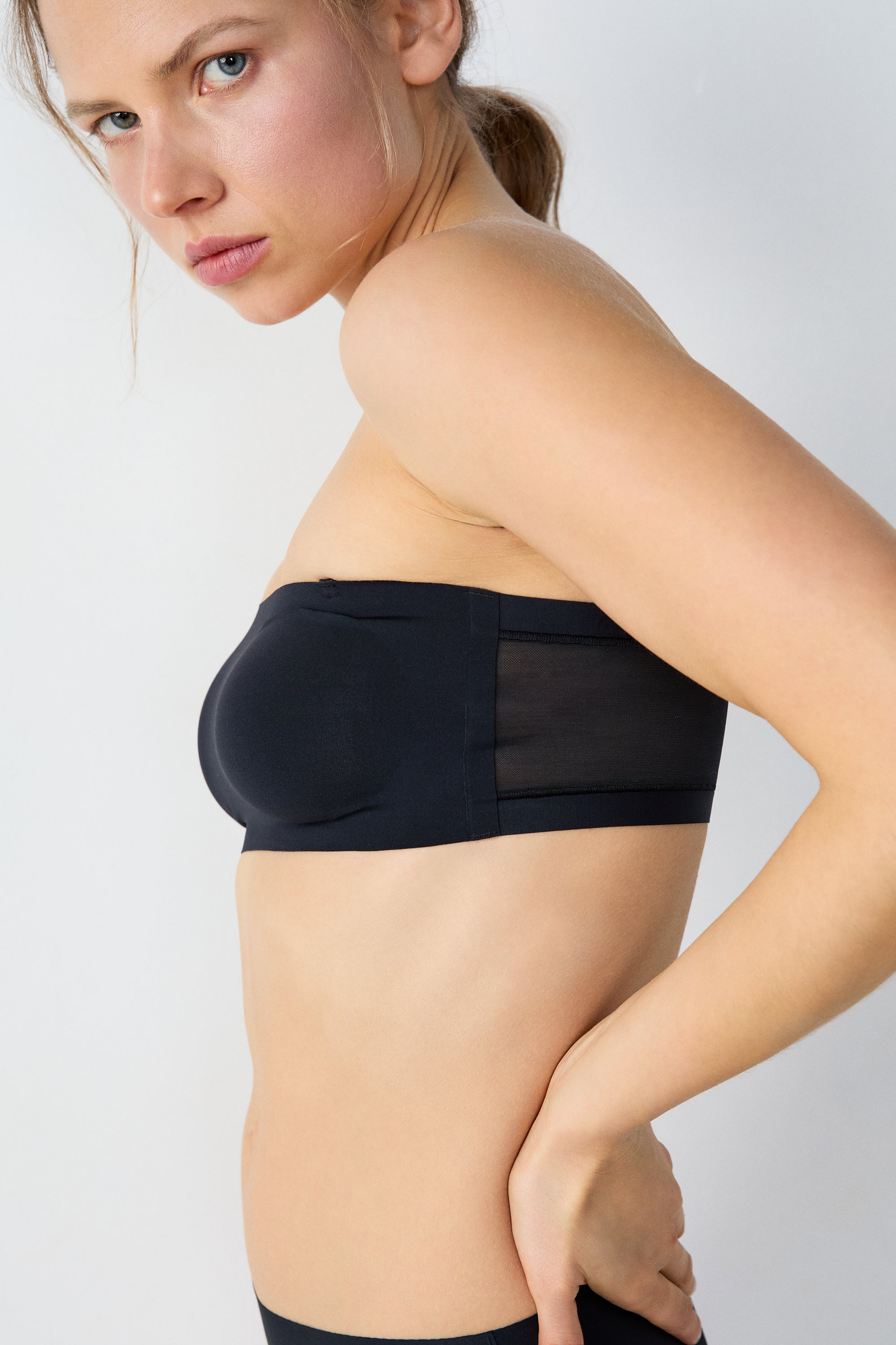 Strapless Wireless Bra In Microfibre