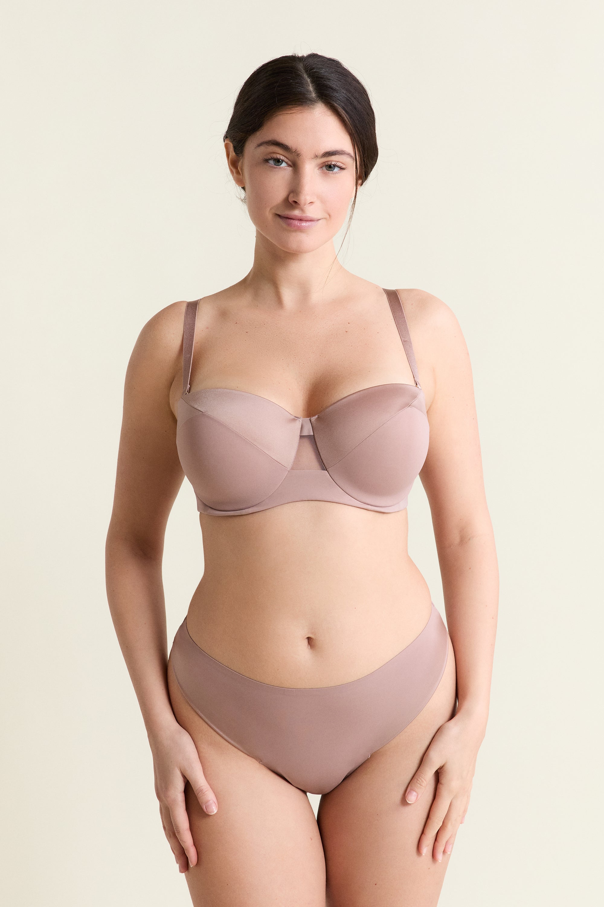 Lightly Lined Strapless Bra