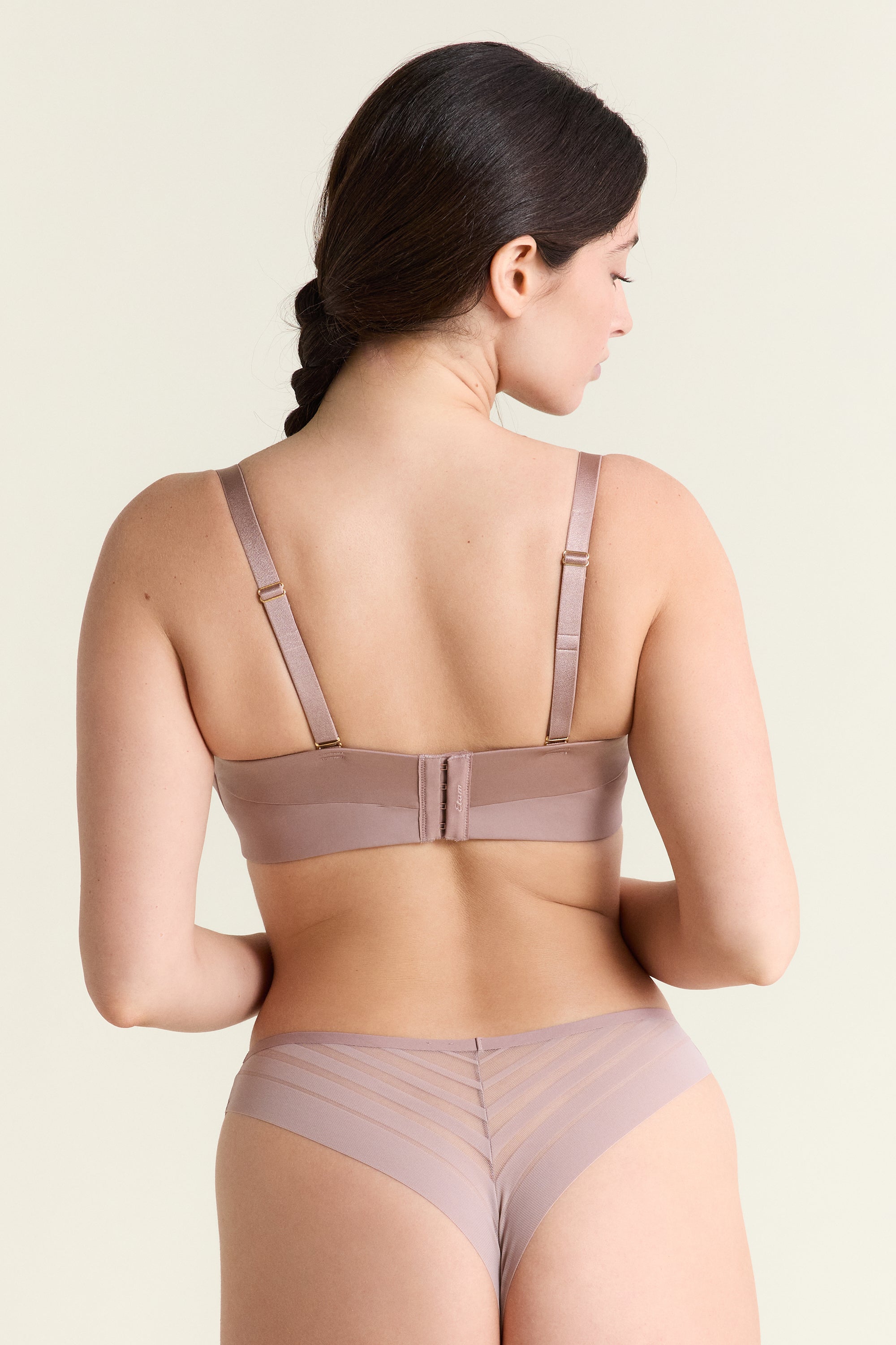 Lightly Lined Strapless Bra