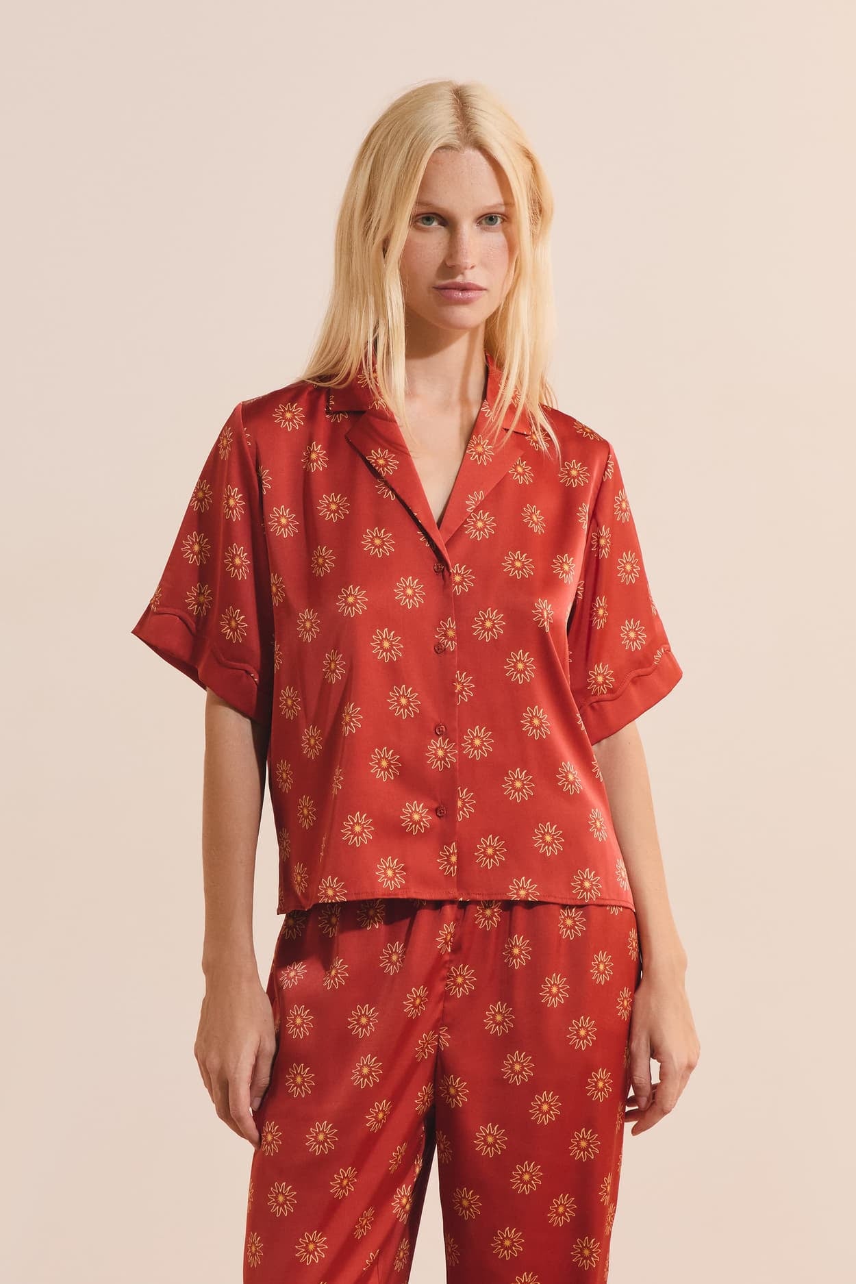 Satin Floral Patterned Pajama Shirt - carmin