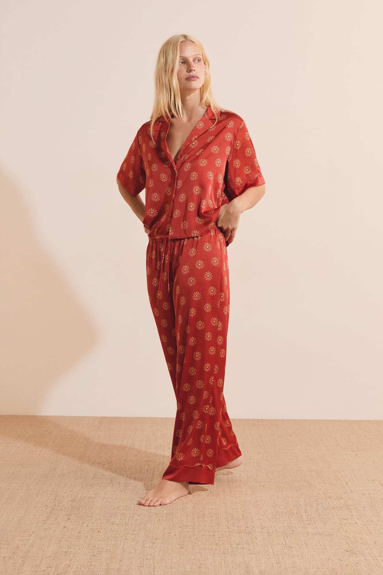 Satin Floral Patterned Pajama Pants - carmin