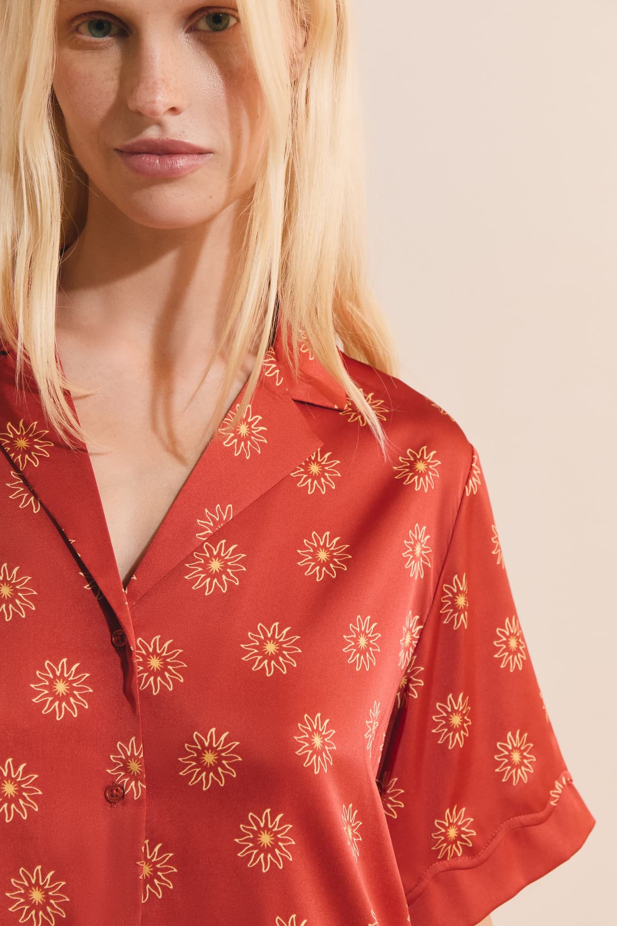 Satin Floral Patterned Pajama Shirt - carmin