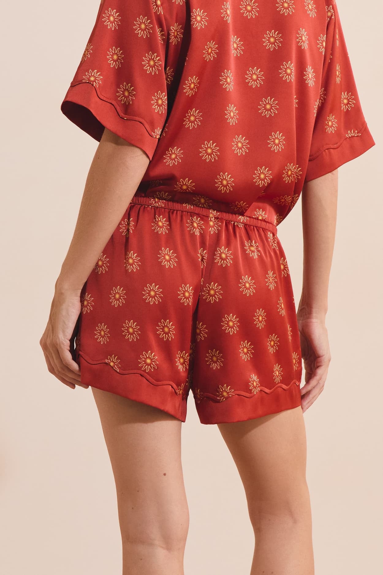 Satin Floral Patterned Pajama Shorts - carmin