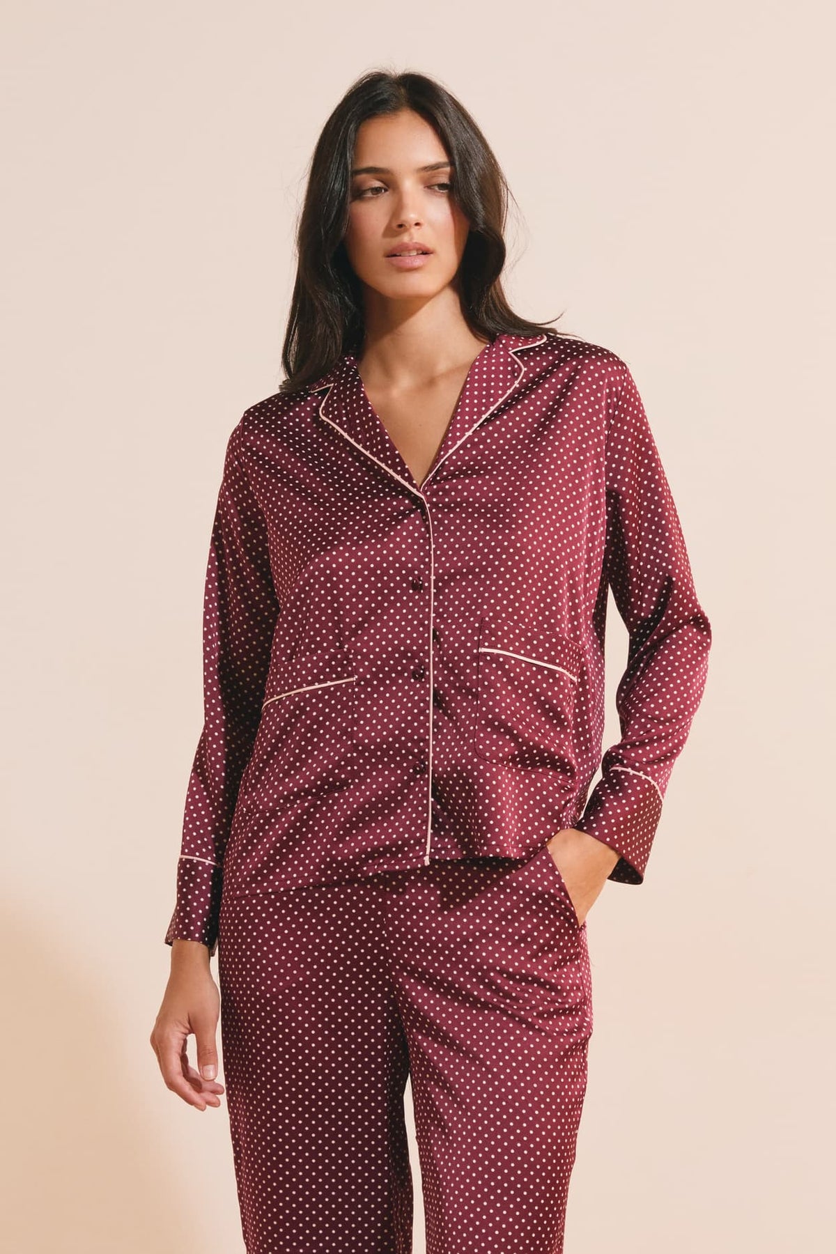 Chemise de pyjama satinée à motifs in pourpre, front view - Etam