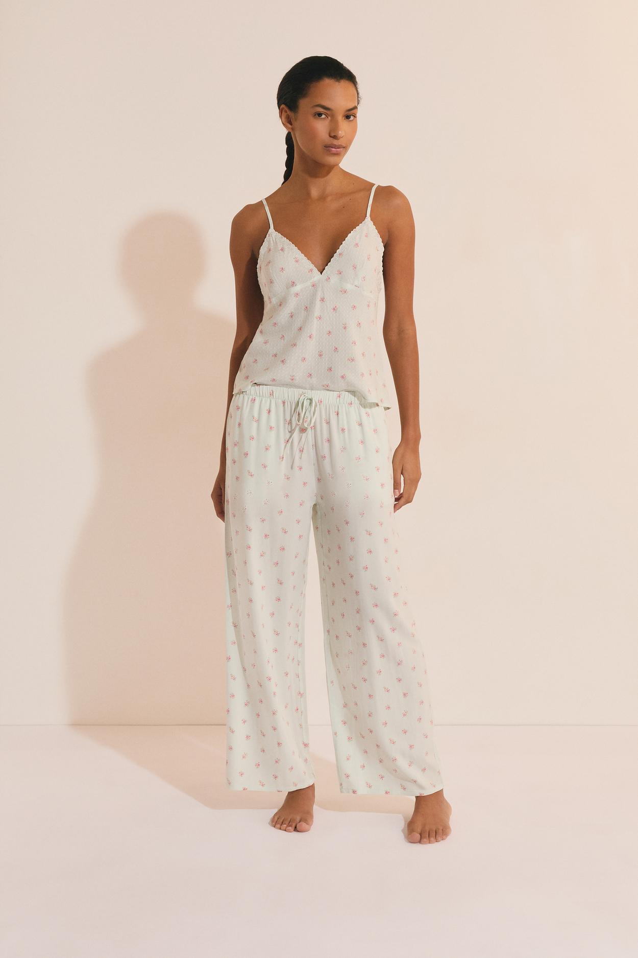Floral Patterned Capri Pants